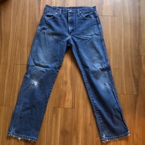 Vintage Wrangler’s 33x32